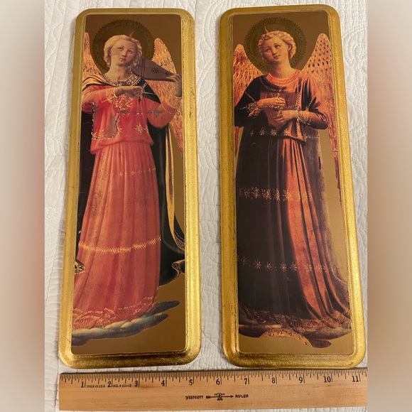 Angel art made in Italy.  Gold leaf around.  Two - Picture 3 of 10